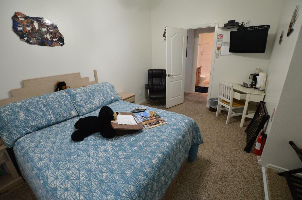 עמוד The Bear'S Den B&B מראה חיצוני תמונה
